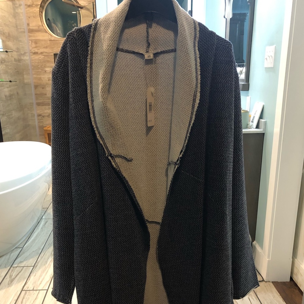 Noelle raw hem duster